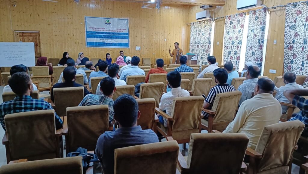 JKASW Strengthens Child Protection Through Teachers' Training on School Grievance Redressal teacher training